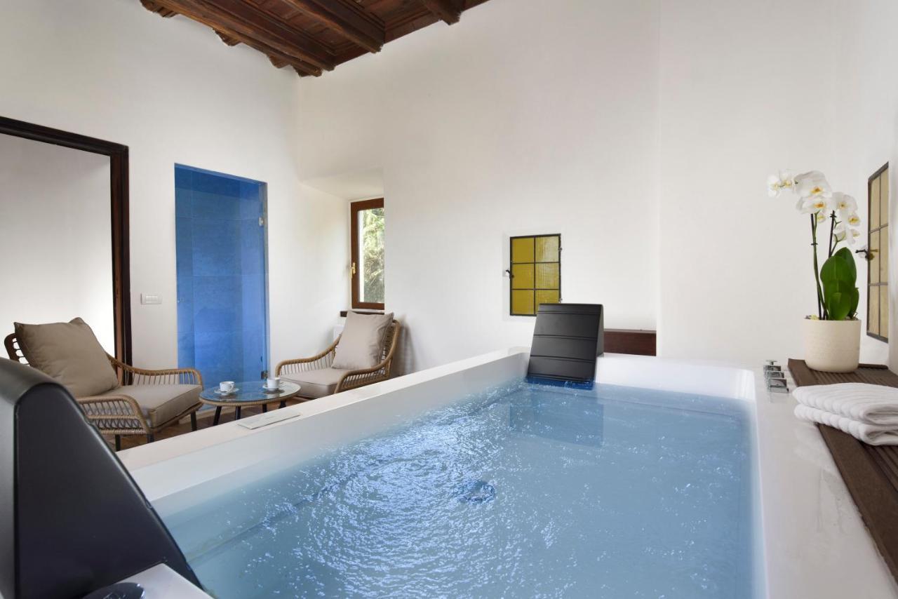Torre Delle Cornacchie - Private Pool Villa Róma Kültér fotó